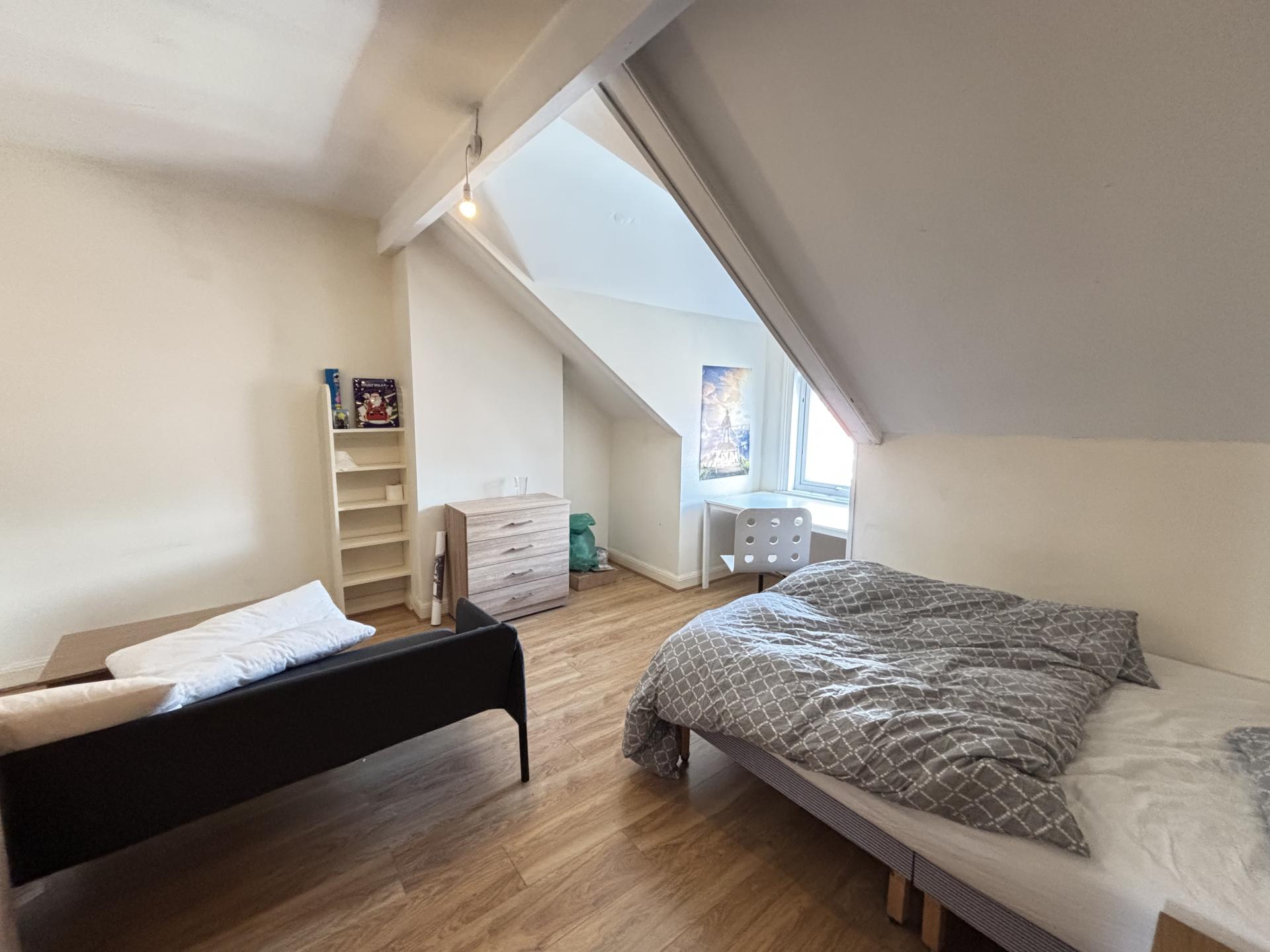 House Hessle View in Leeds