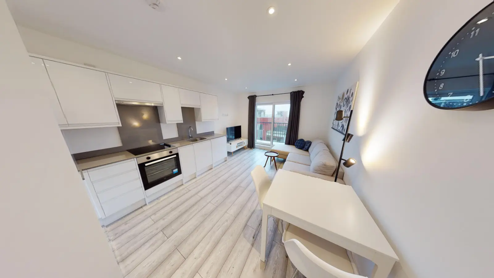 Flat Laurence Road in Greater London