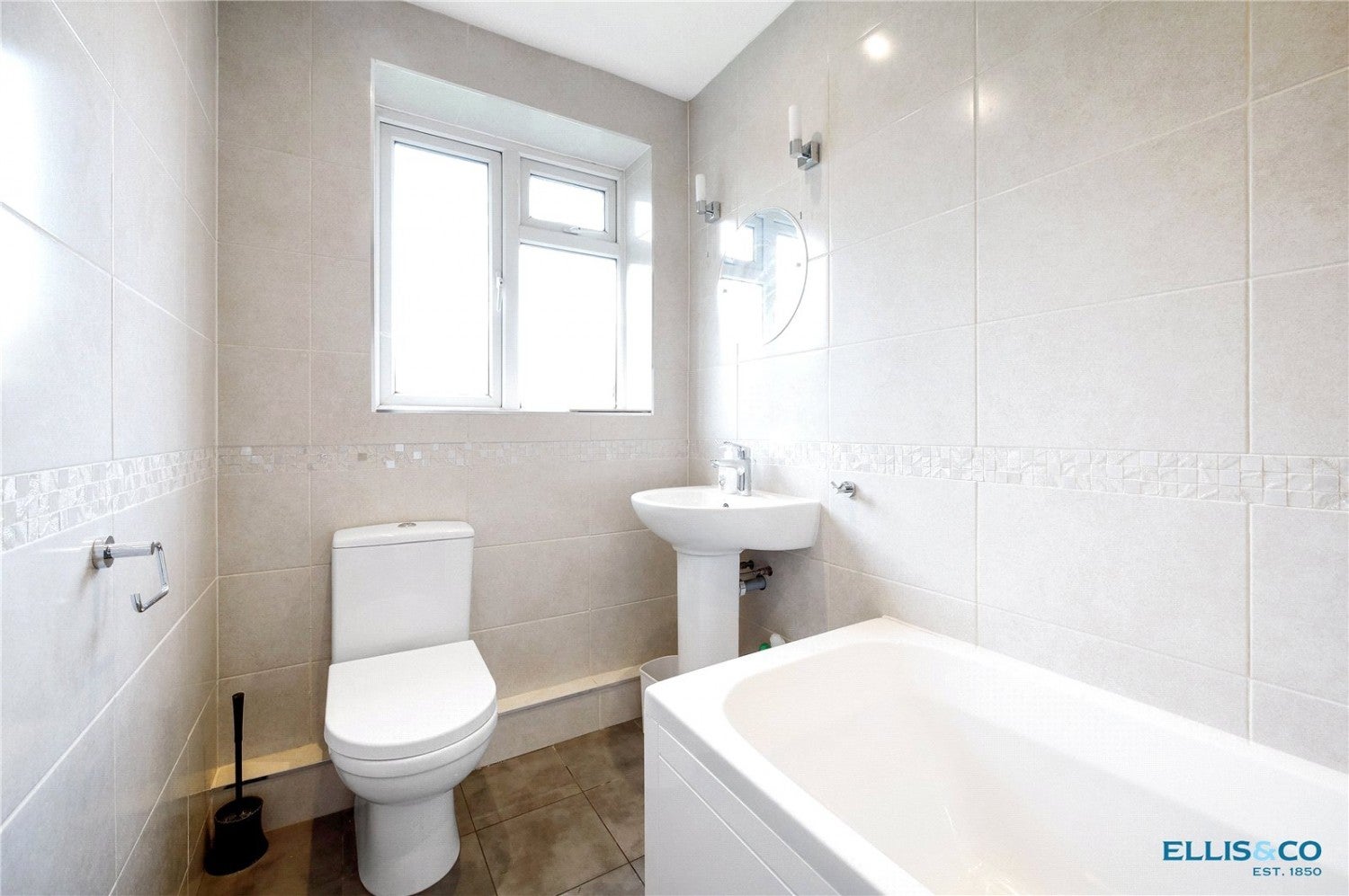 Flat Fairfield Close in Greater London