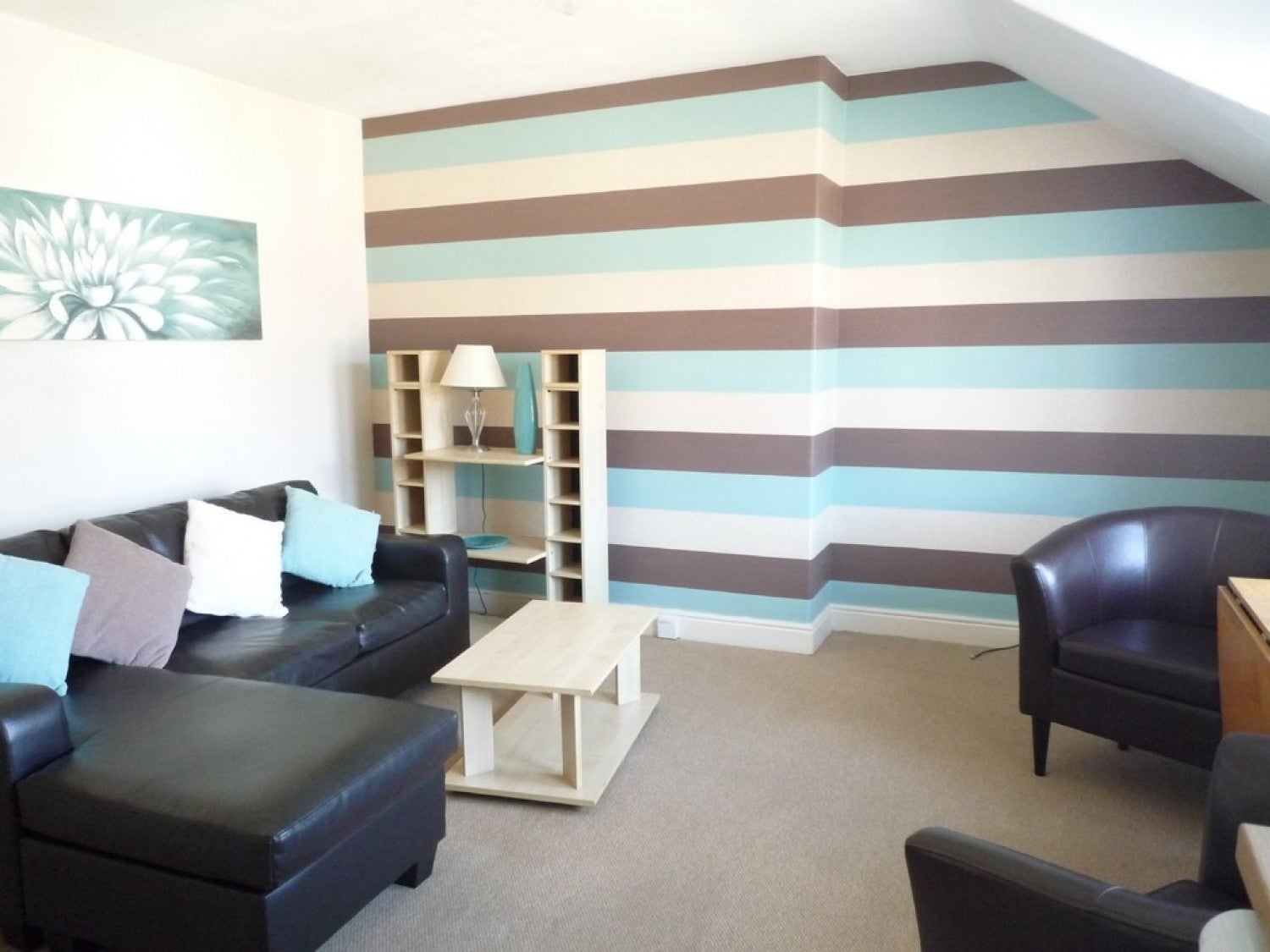 Flat Seaborn Grove in Lancaster
