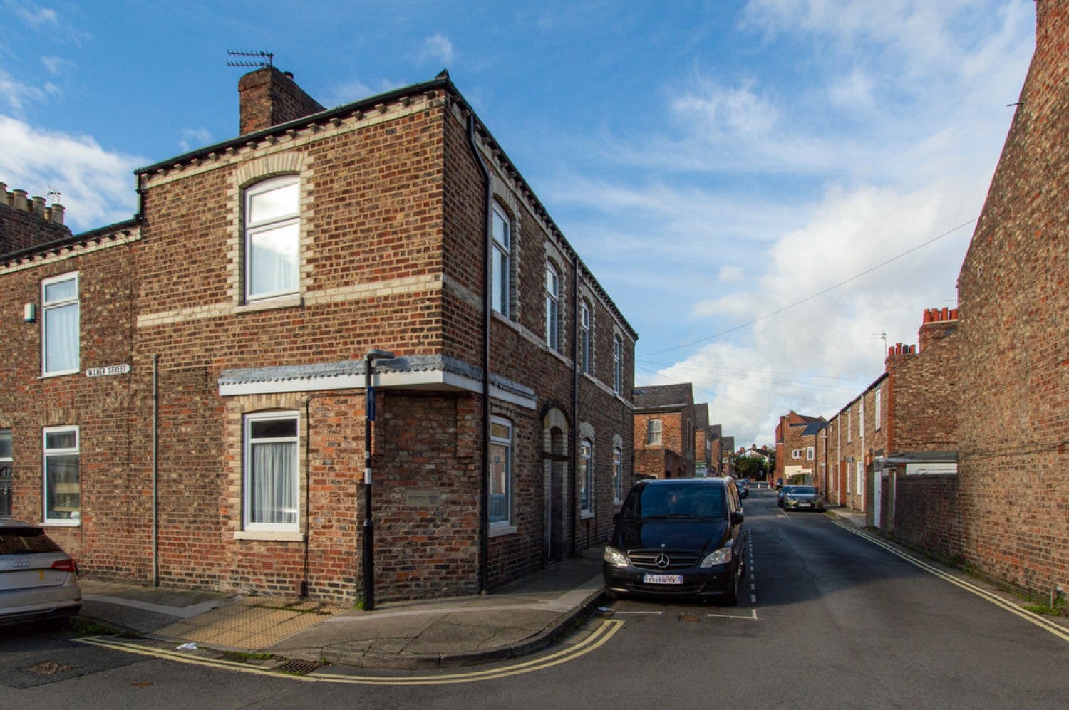 Flat School Street in York
