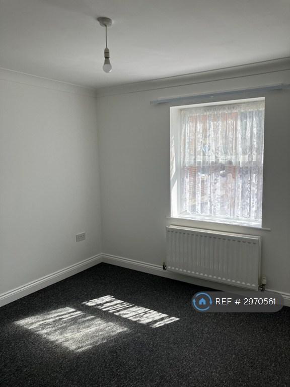 Flat Privet Road in Bournemouth