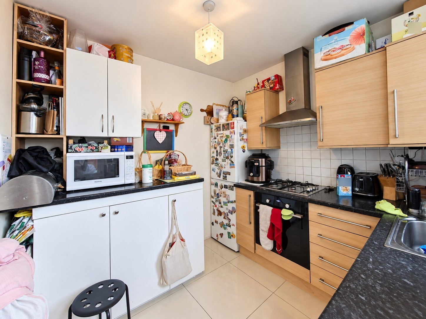 Flat Sidney Avenue in Greater London