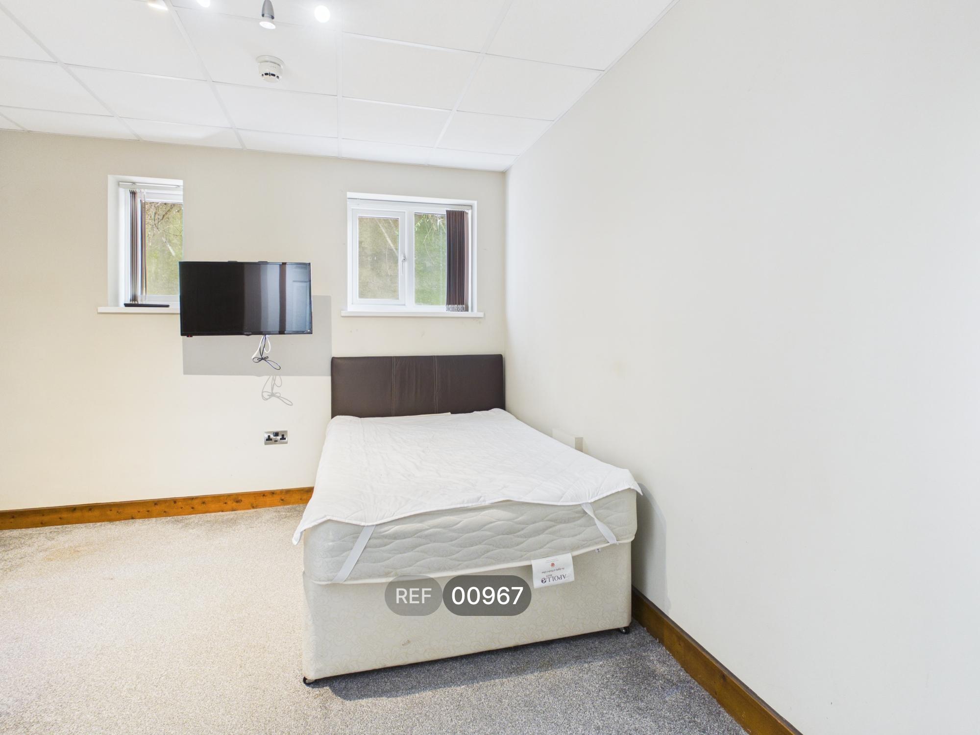 Room Anlaby Road in Hull