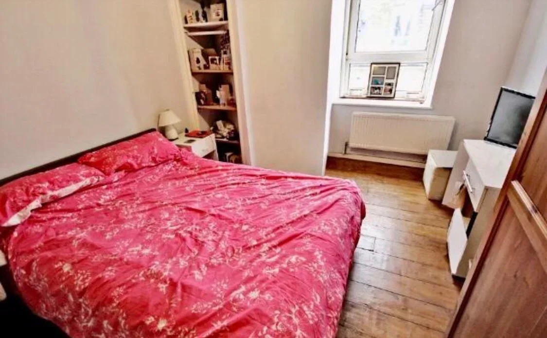 Flat Brixton Hill in Greater London