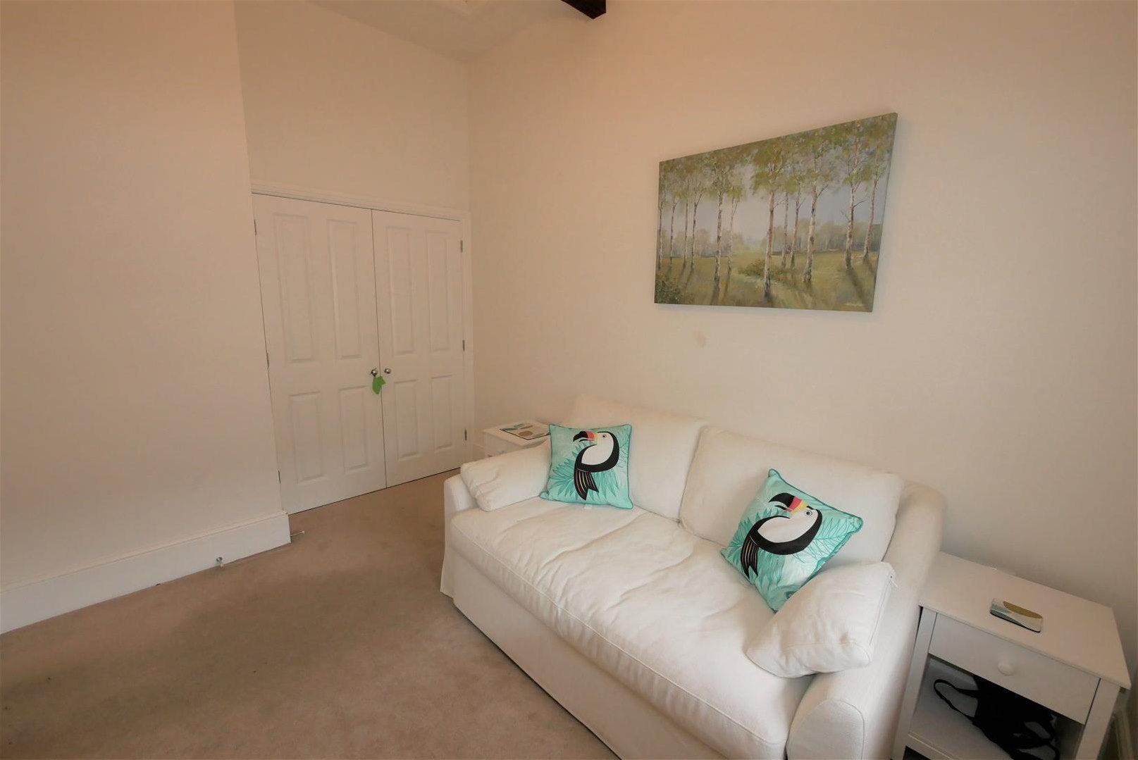 Flat Howell Court in South Oxfordshire