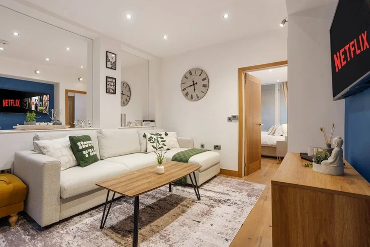 Flat Great Titchfield Street in City of Westminster