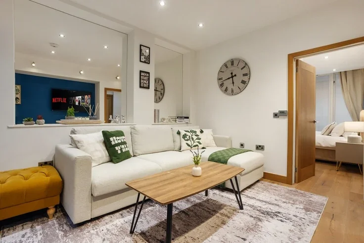 Flat Great Titchfield Street in City of Westminster