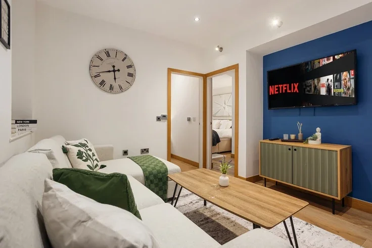 Flat Great Titchfield Street in City of Westminster