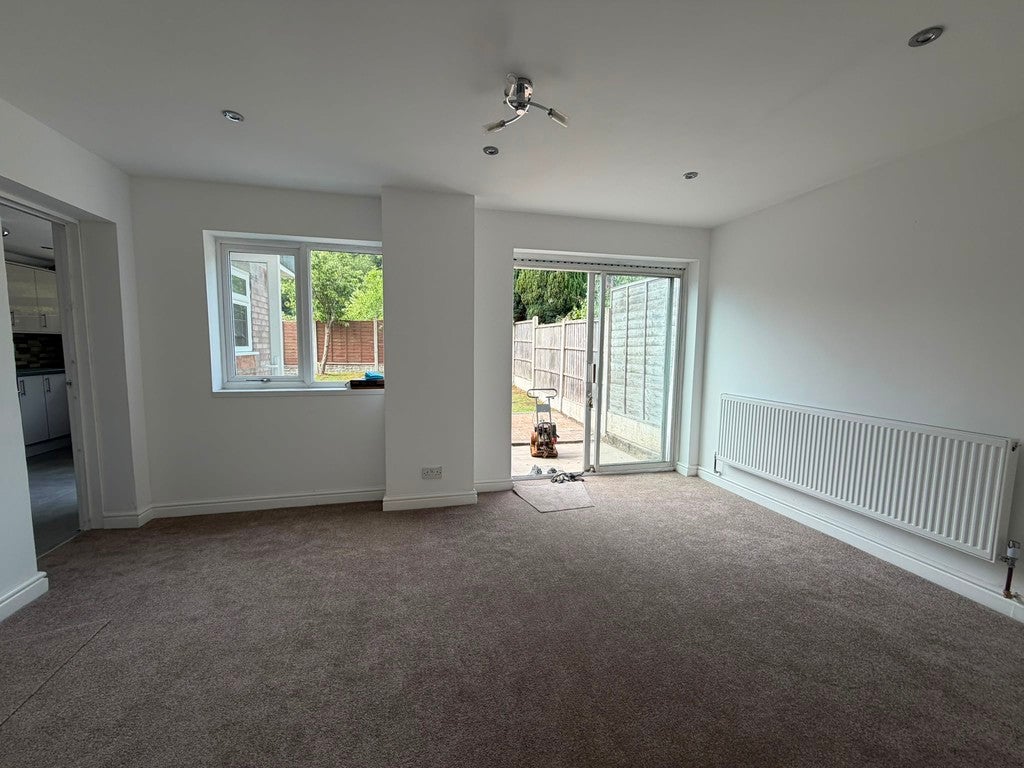 House Walcot Drive in Sandwell