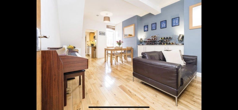 Room Tennyson Road in Greater London