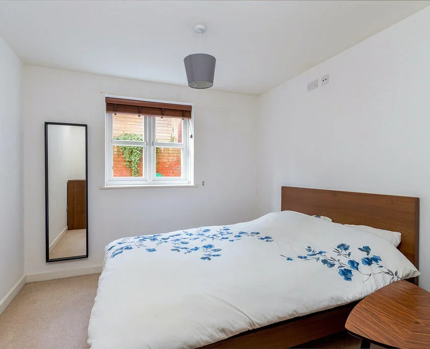 Flat Barrack Road in Guildford