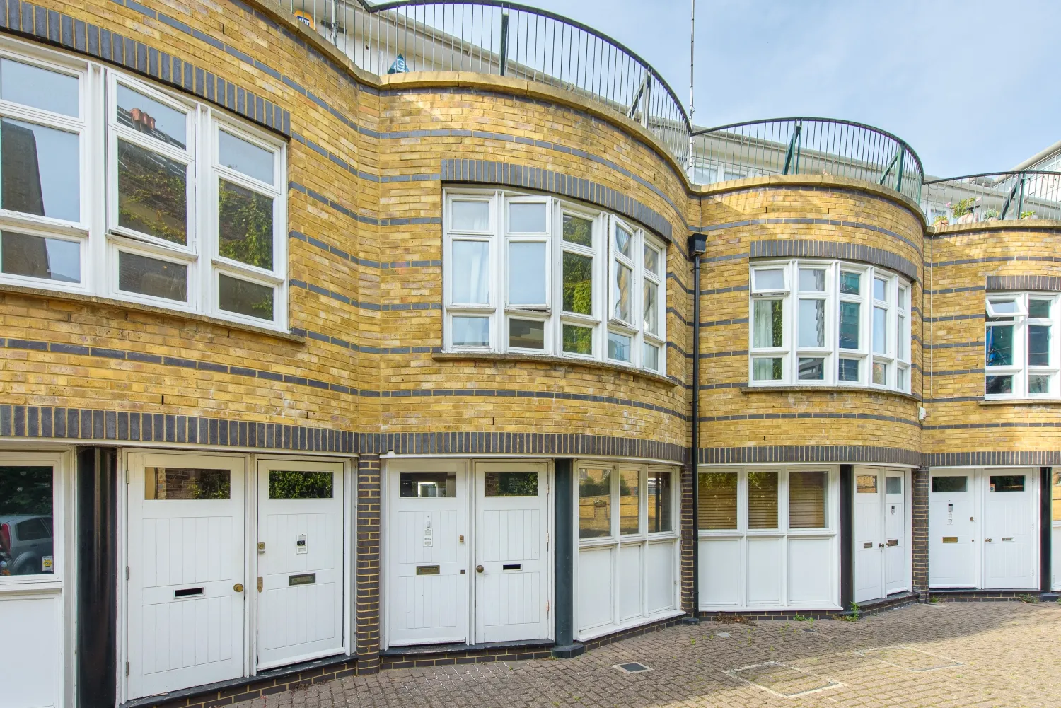 House Rosemary Street in Greater London