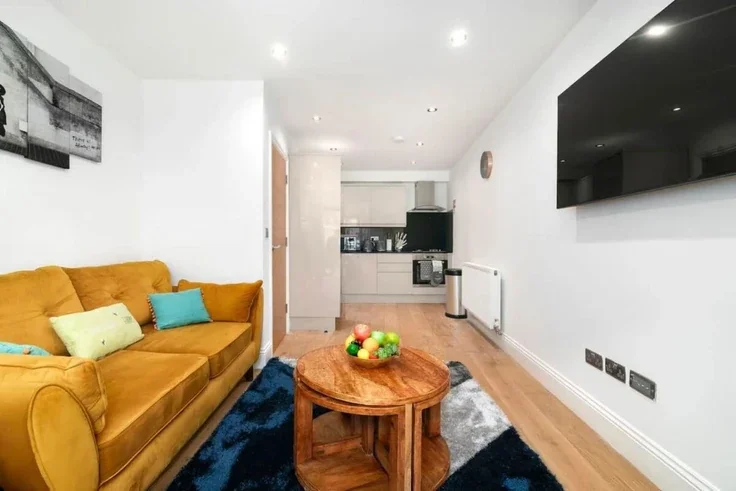 Flat Granby Street in Greater London