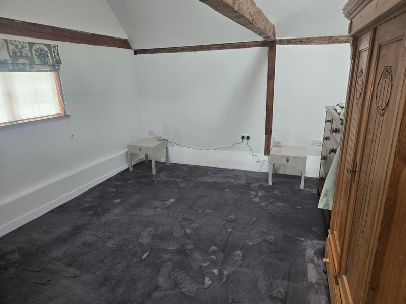 Room Warren Street in Maidstone