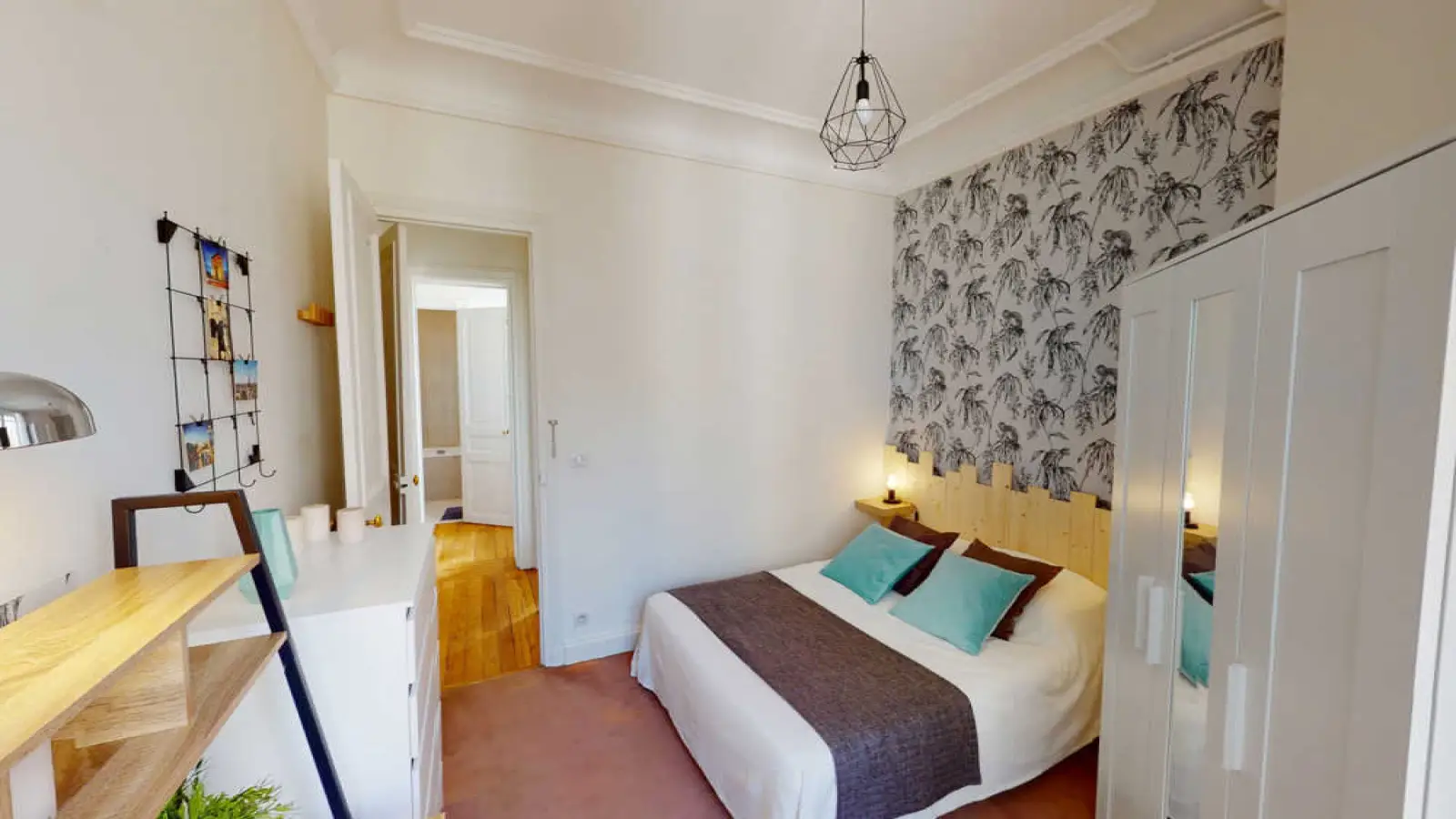 Room Boulevard Malesherbes in Paris