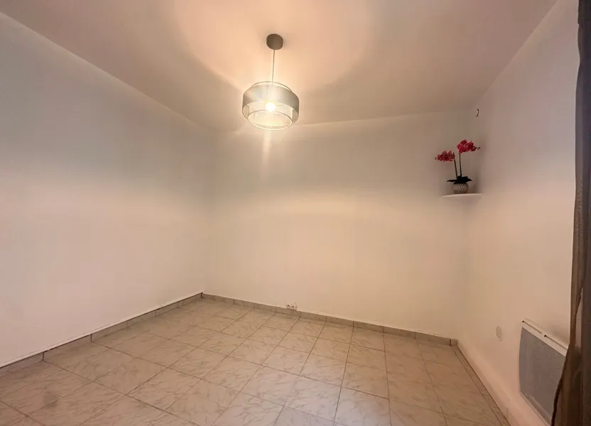 Flat Rue Voltaire in Le Blanc-Mesnil