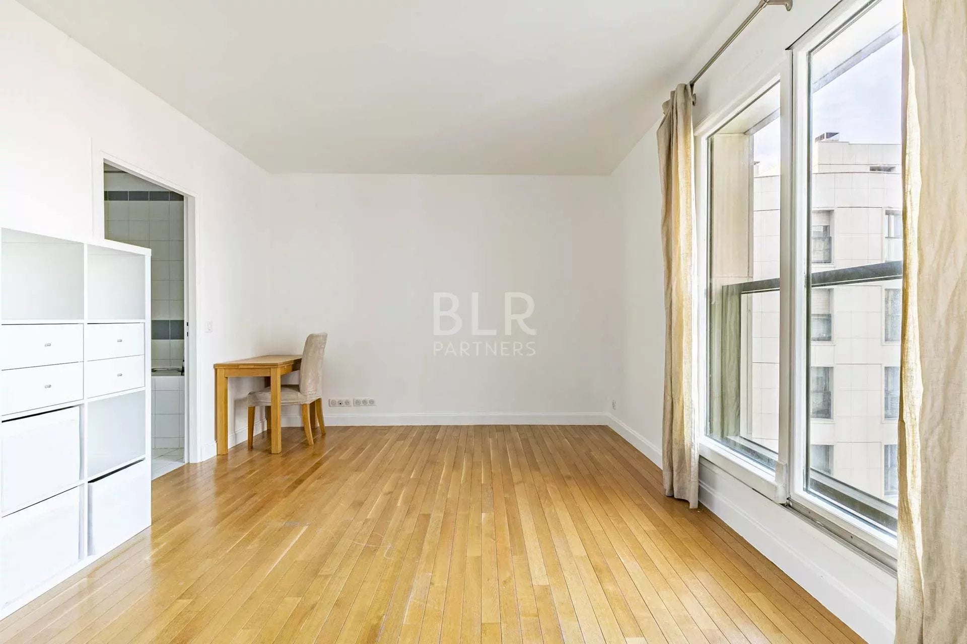 Appartement Rue Jacques Ibert à Levallois-Perret