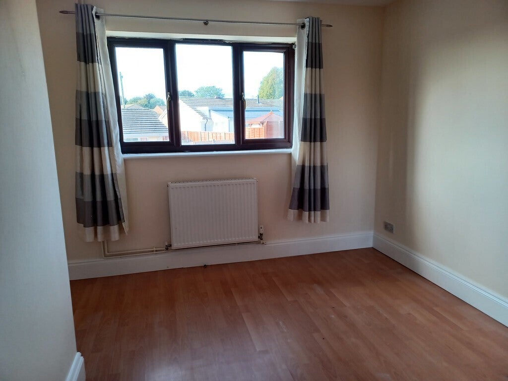 House Middleton Close in Warminster