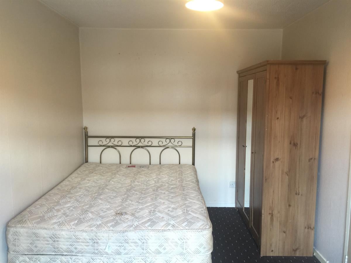 House Cavalier Close in Greater London