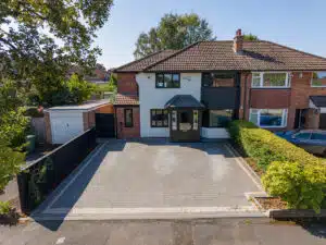 House Woburn Drive in Trafford
