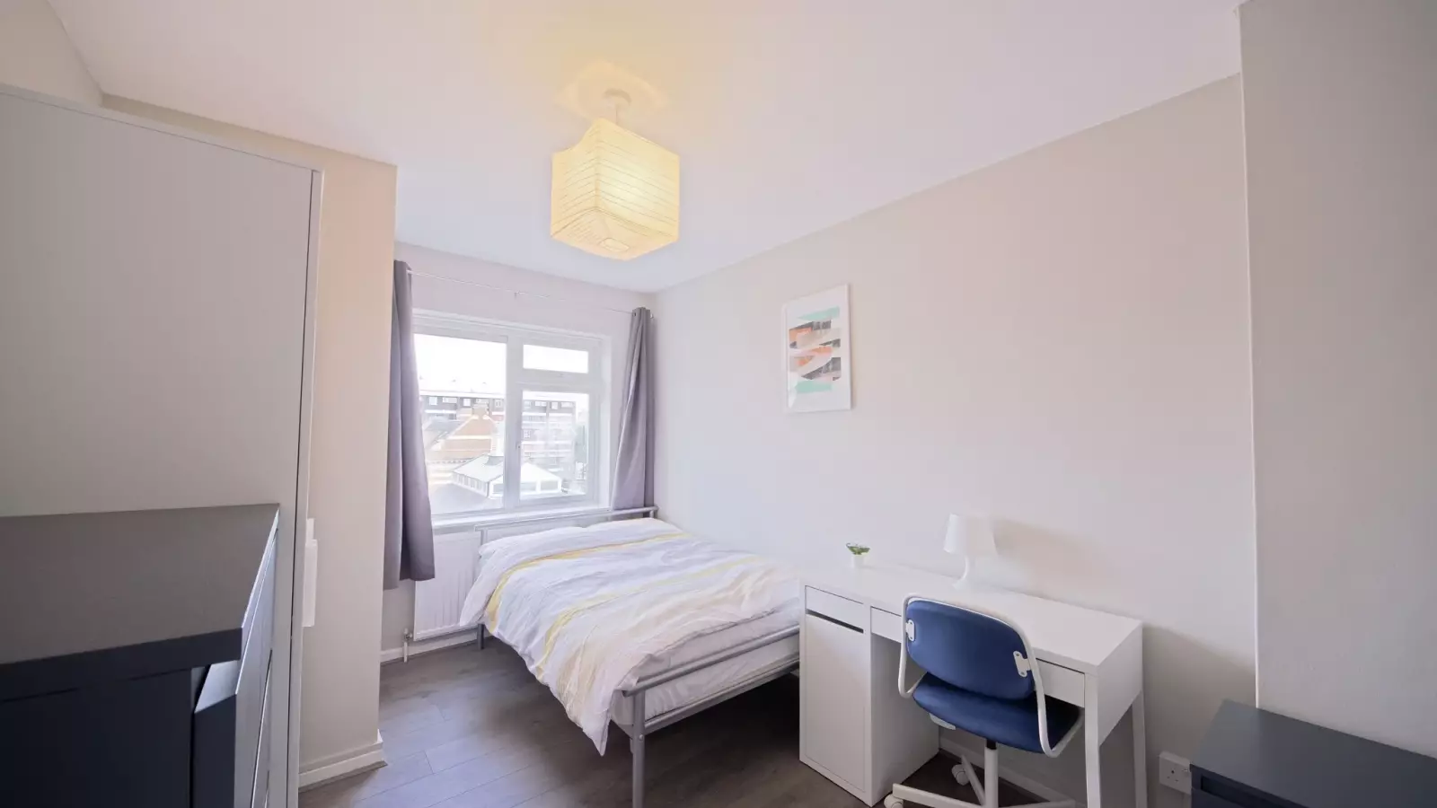 Flat Cheshire Street in Greater London