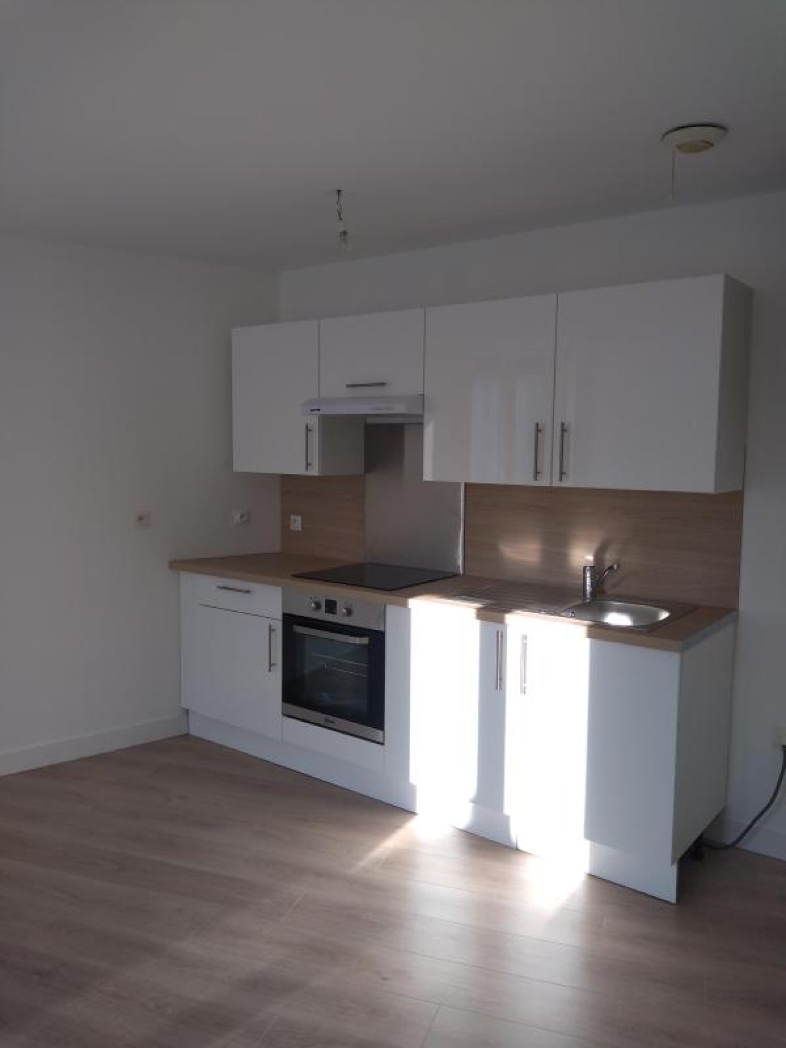 Flat Rue Amaury d'Acigné in Saint-Étienne-de-Montluc
