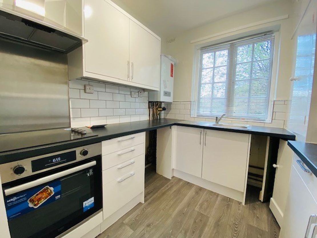 Flat Highfield Lane in Southampton