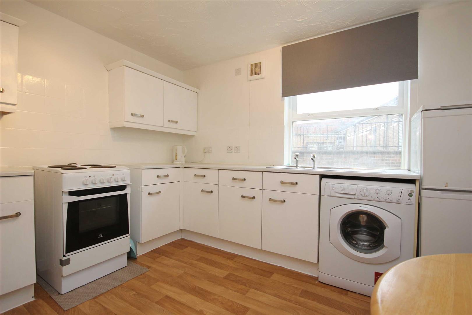 Flat Selborne Road in Greater London