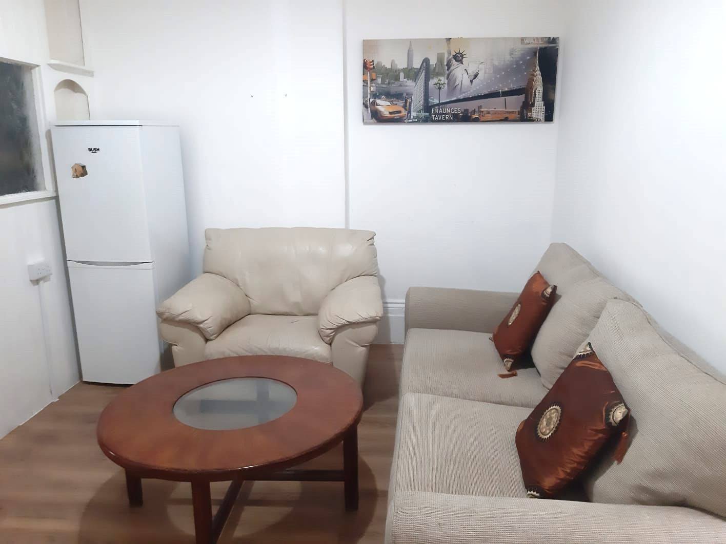 Flat Mansfield Road in Greater London