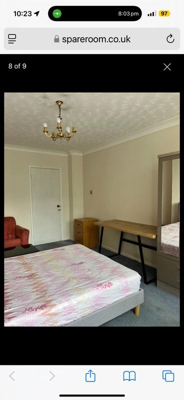 Room Mount Pleasant in Greater London