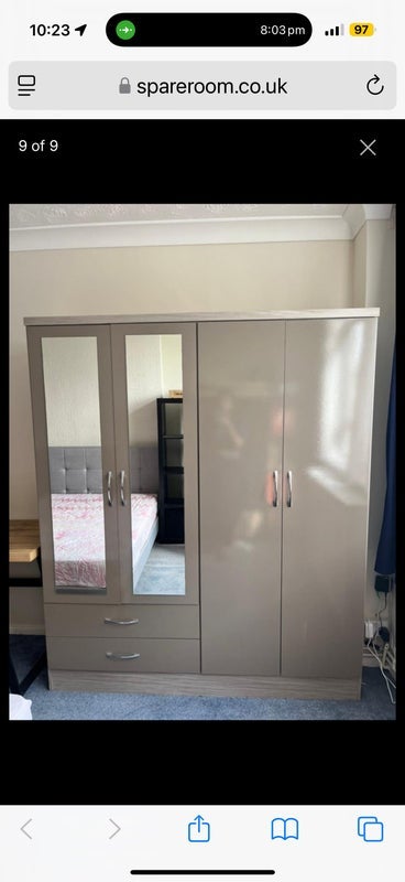 Room Mount Pleasant in Greater London