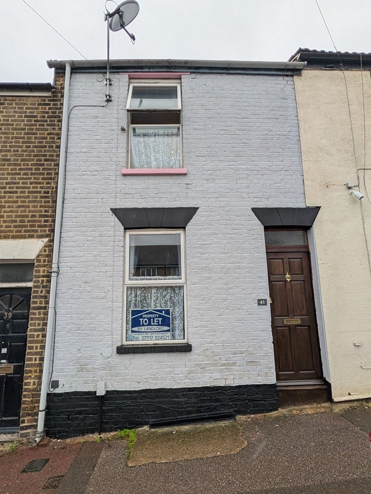 House Ordnance Street in Chatham