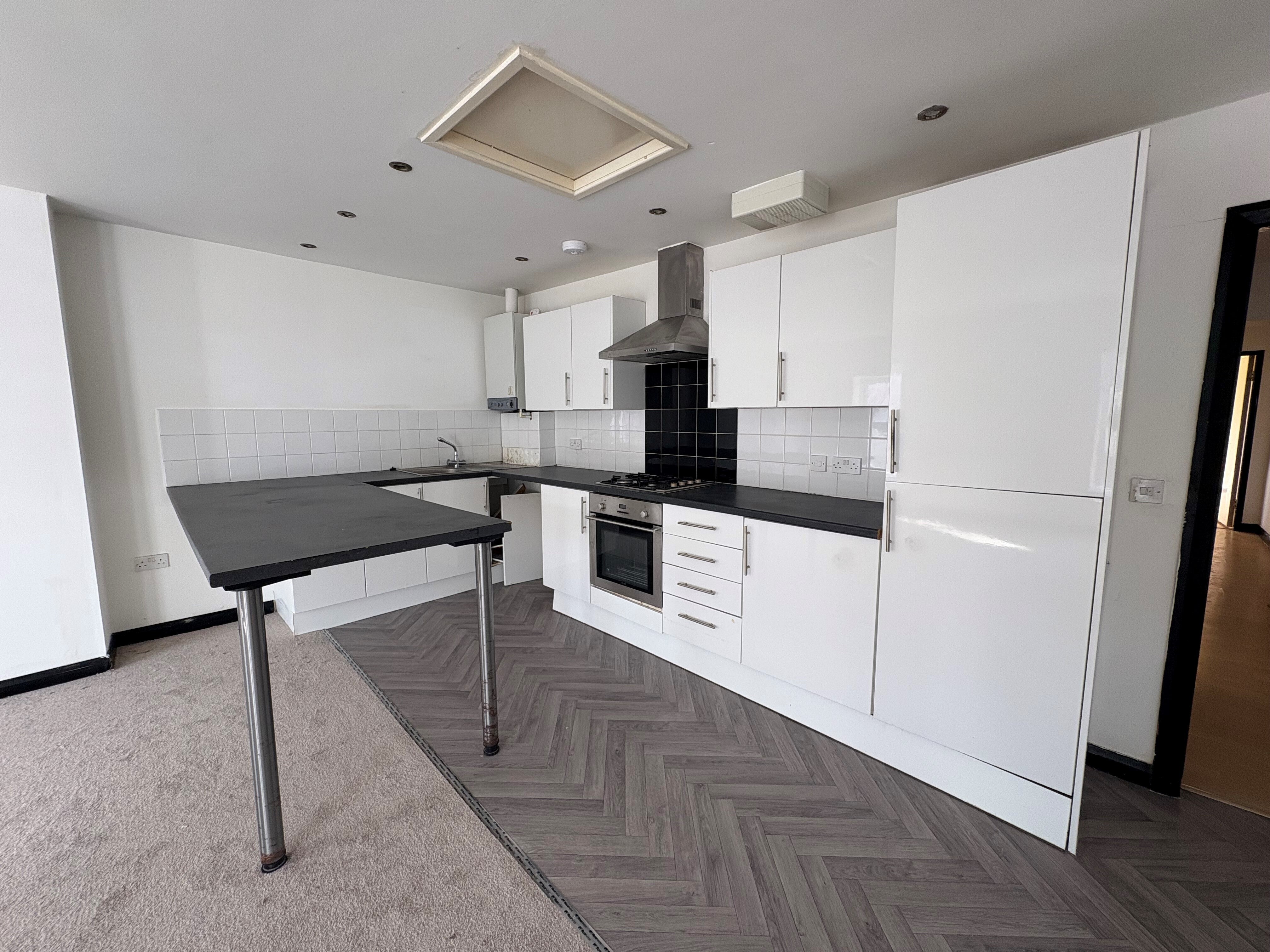 Flat Mersey Road in Widnes