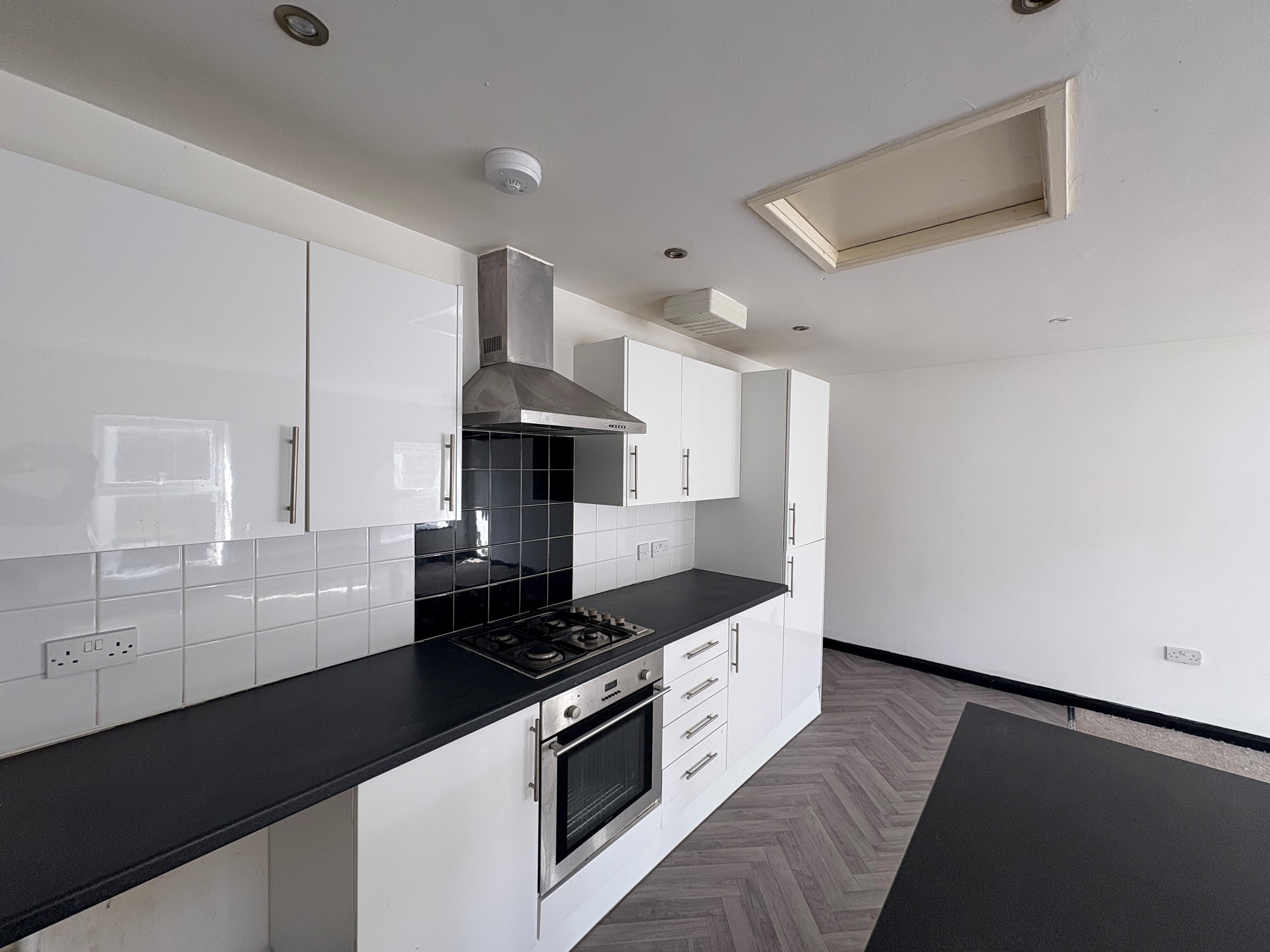Flat Mersey Road in Widnes