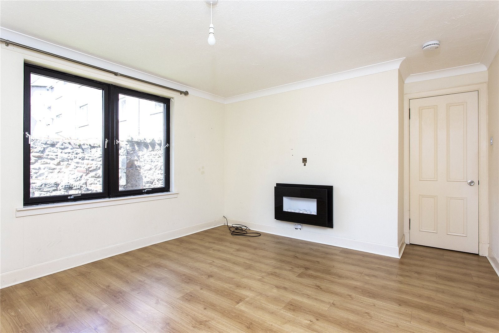 Flat Gracefield Court in Musselburgh