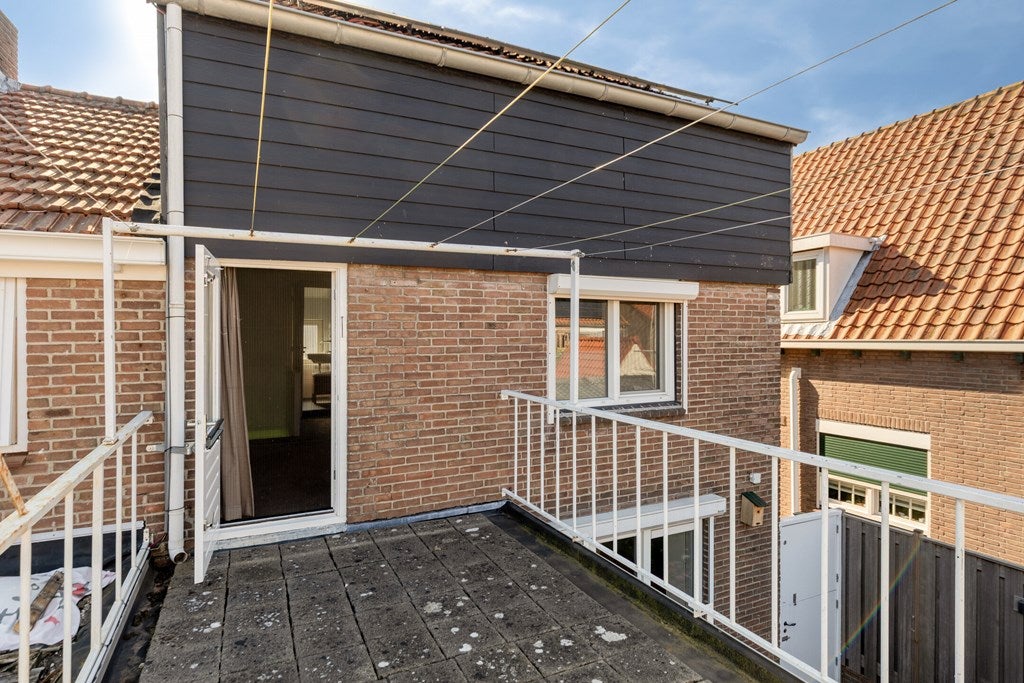 Twee-onder-één-kap te koop: Beatrixstraat 10, Yerseke