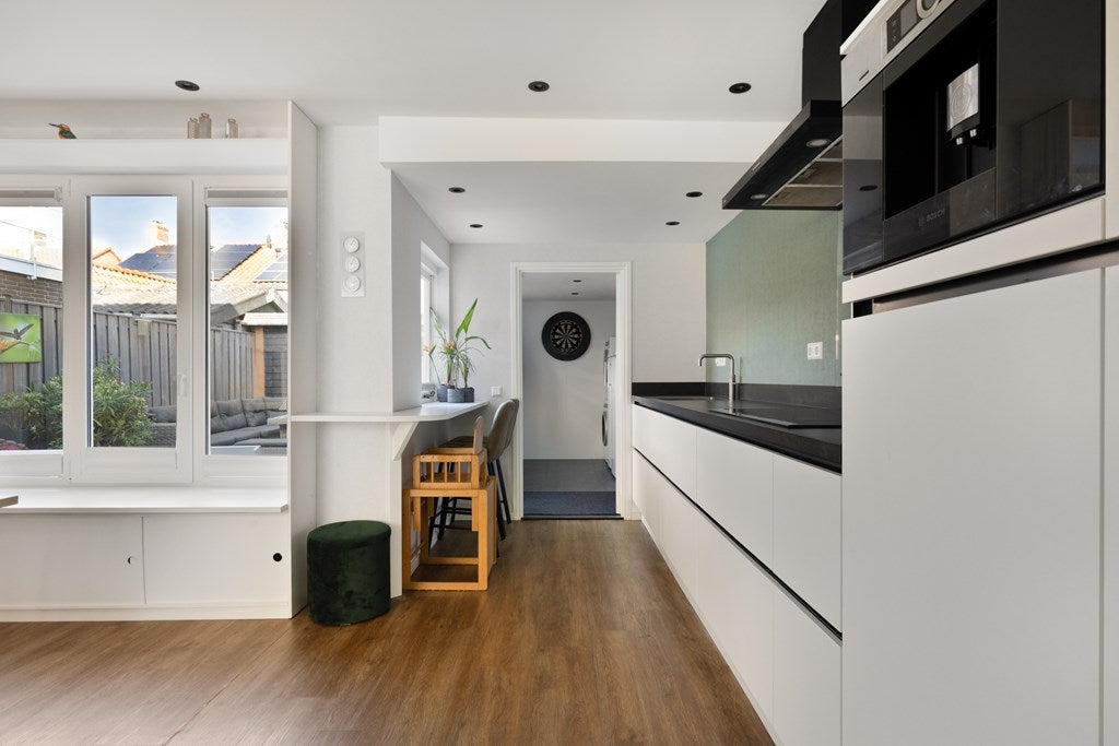 Twee-onder-één-kap te koop: Beatrixstraat 10, Yerseke