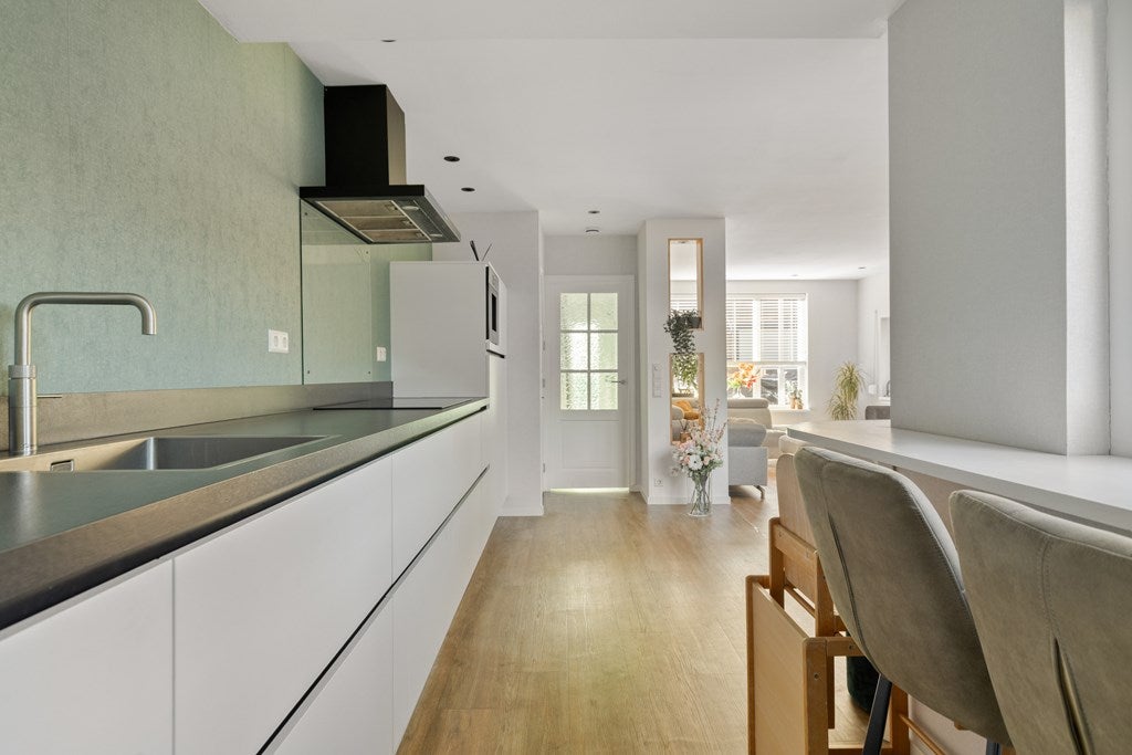 Twee-onder-één-kap te koop: Beatrixstraat 10, Yerseke