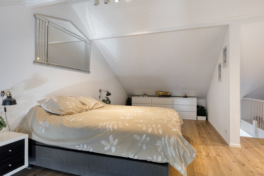 Twee-onder-één-kap te koop: Beatrixstraat 10, Yerseke