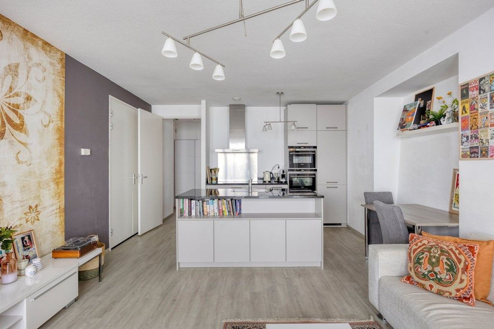 Appartement Kruisplein in Rotterdam