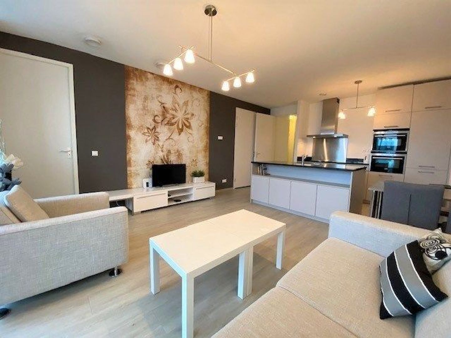Appartement Kruisplein in Rotterdam