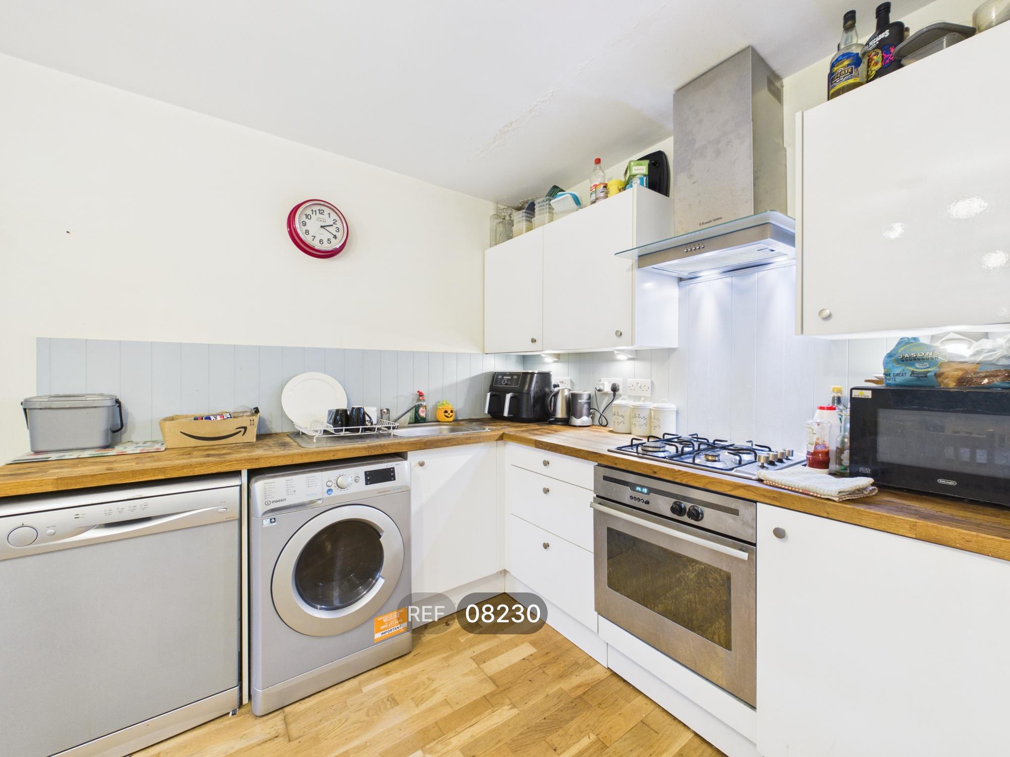 Flat Holliday Square in Greater London