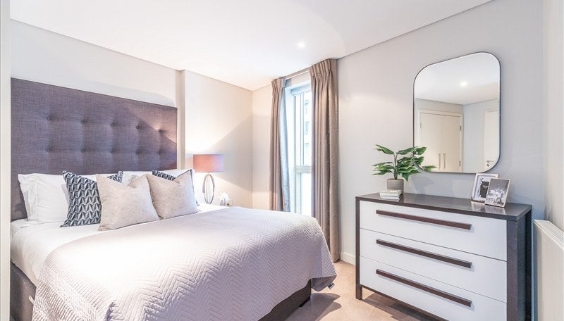 Flat Merchant Square in City of Westminster