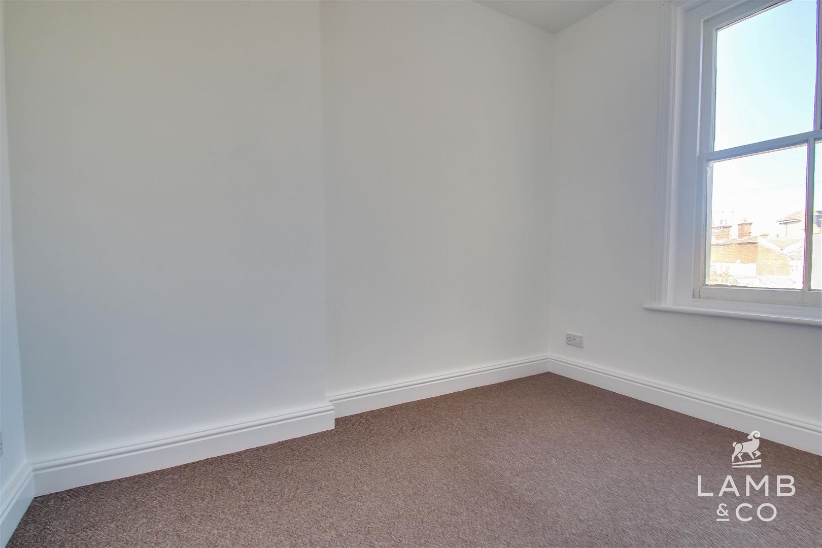 Flat Marine Parade East in Clacton-on-Sea