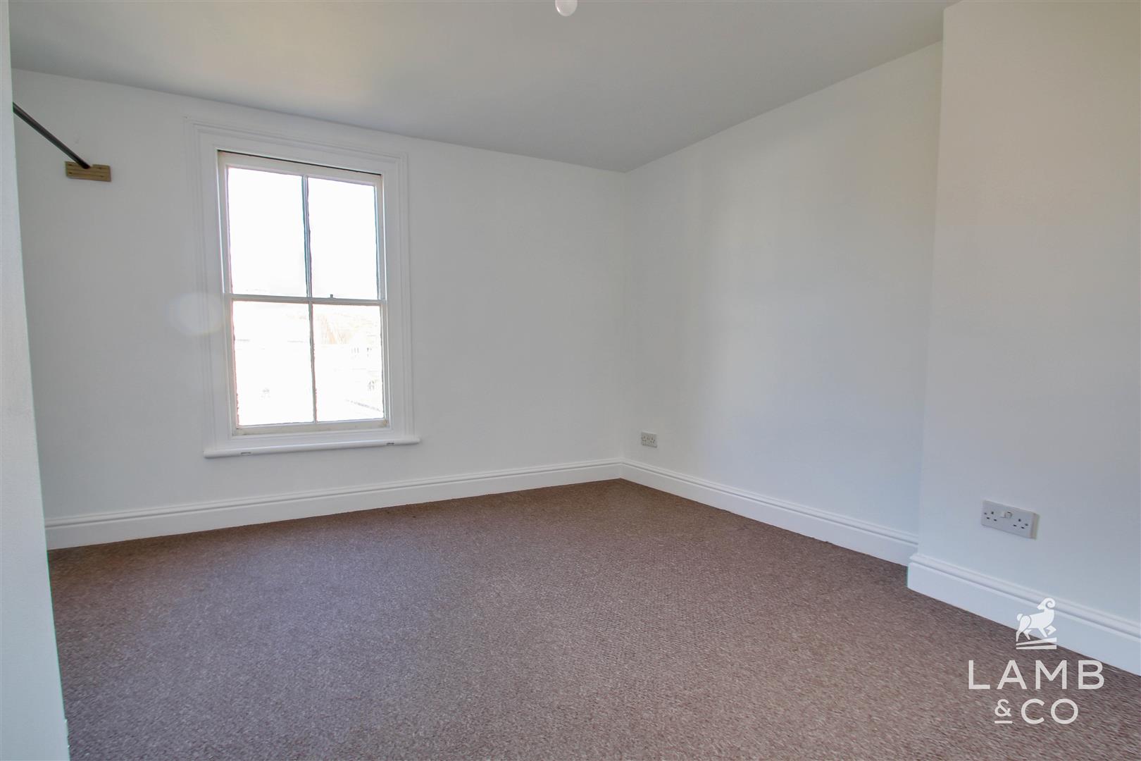 Flat Marine Parade East in Clacton-on-Sea