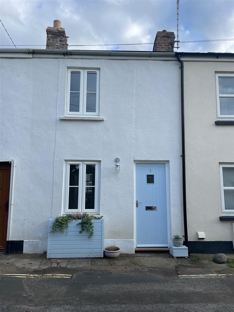House Lane End Road in North Devon