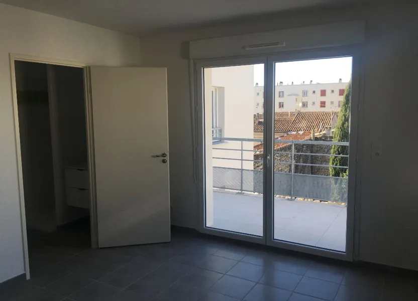 Appartement Rue de Beaucaire à Nîmes