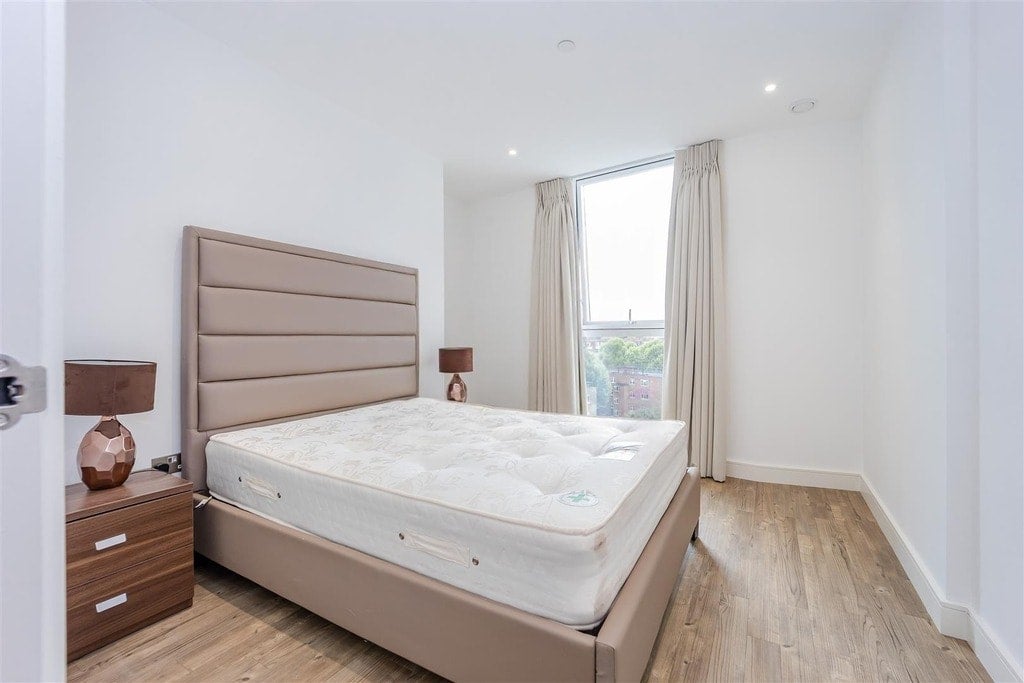 Flat Wandsworth Road in Greater London