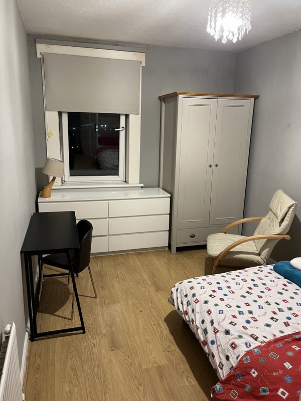 Room West Granton Road in City of Edinburgh